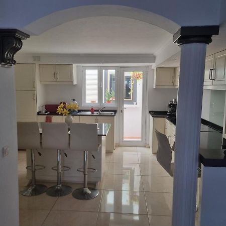 Spacious Modern Apartment In Peacefull Las Coloradas, Close To Papagayo Beaches Playa Blanca  Exterior photo