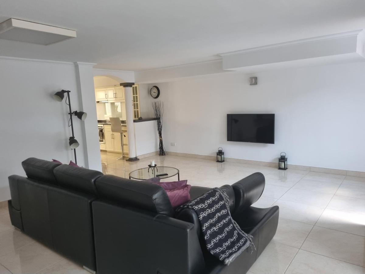 Spacious Modern Apartment In Peacefull Las Coloradas, Close To Papagayo Beaches Playa Blanca  Exterior photo