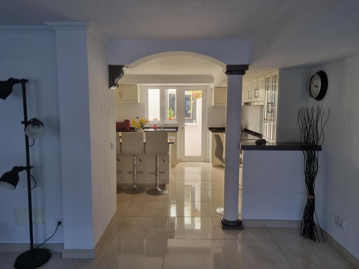 Spacious Modern Apartment In Peacefull Las Coloradas, Close To Papagayo Beaches Playa Blanca  Exterior photo